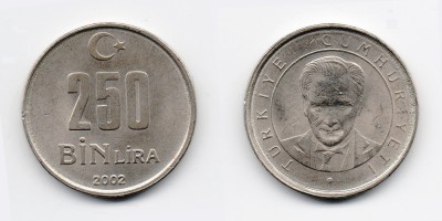 250000 лир 2002 года